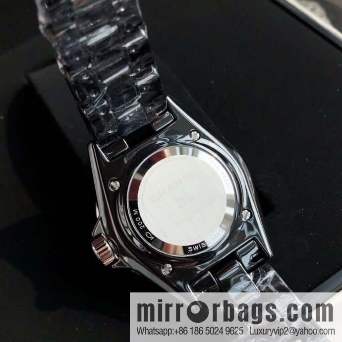 CHANEL Chanel J12 series color neon Swiss original imported counter ETA movement 33mm watch diameter women's watch