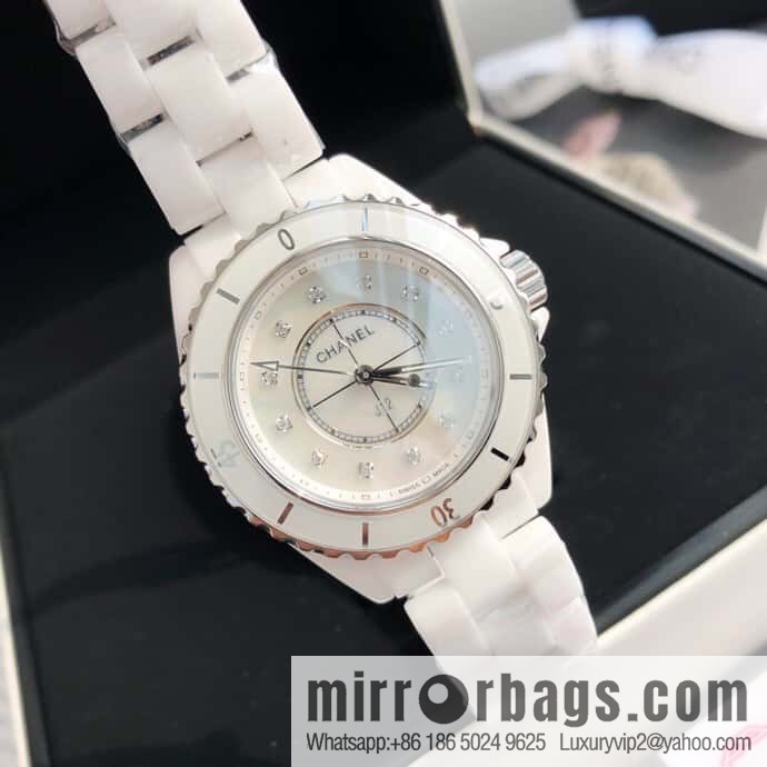 CHANEL Chanel J12 series color neon Swiss original imported counter ETA movement 33mm watch diameter women's watch