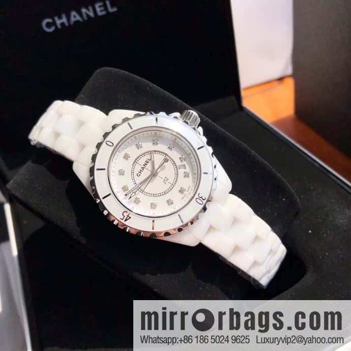 Women's model, official synchronization, and higher quality, the new H5698 brand Chanel series J12 movement type quartz gender women's quartz appearance details table diameter 33 mm