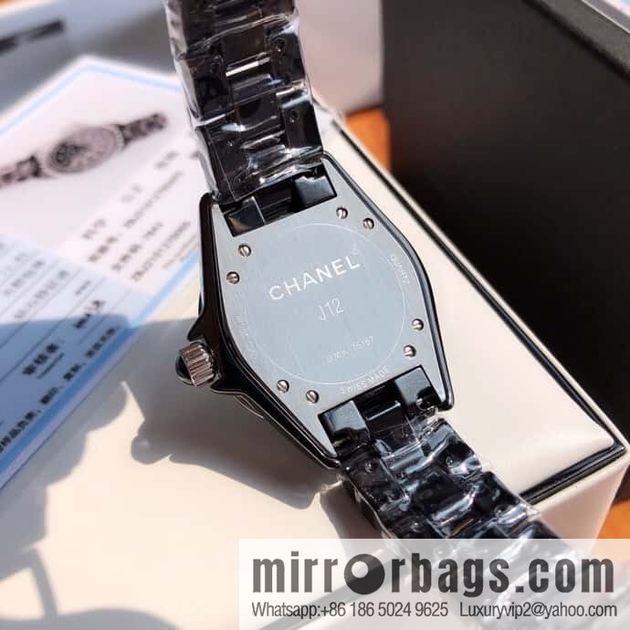 Women's model, official synchronization, and higher quality, the new H5698 brand Chanel series J12 movement type quartz gender women's quartz appearance details table diameter 33 mm