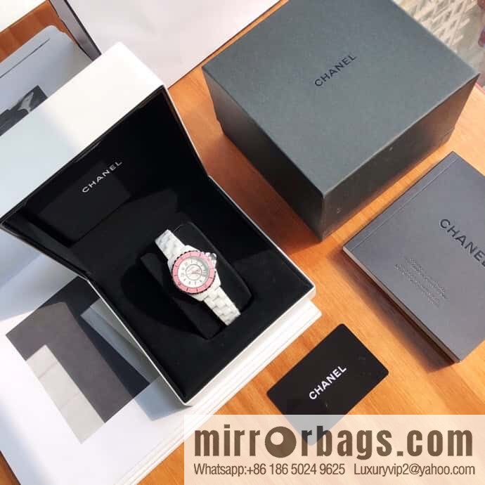 Women's model, official synchronization, and higher quality, the new H5698 brand Chanel series J12 movement type quartz gender women's quartz appearance details table diameter 33 mm