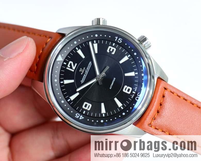 Jaeger-LeCoultre Beichen series V3 version diameter 41MM synchronous original streamlined stainless steel case escorts the watch with imported 9015 movement