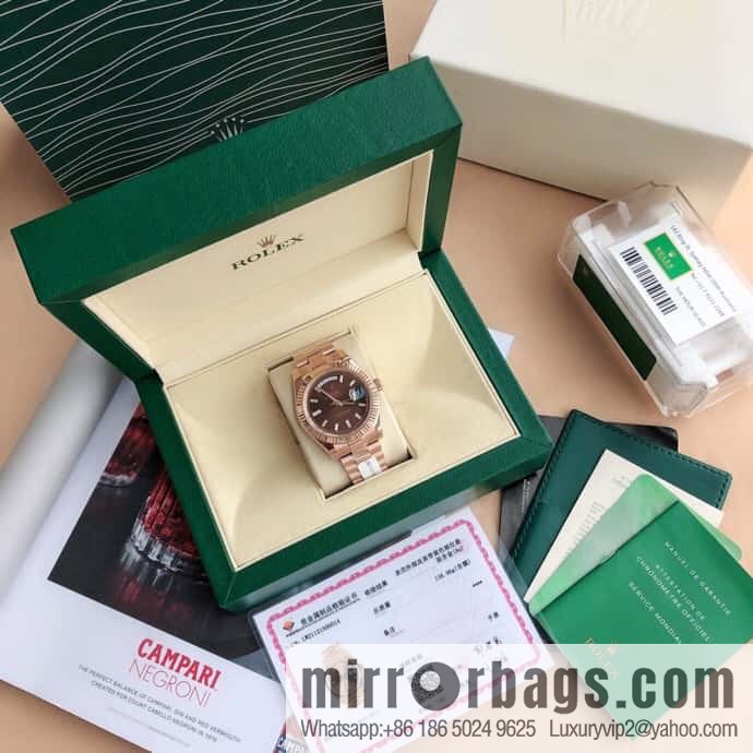 Rolex log type, the whole body is wrapped in 18k gold, the watch diameter is 41mm, and the original Swiss eta-2836 movement watch is loaded.