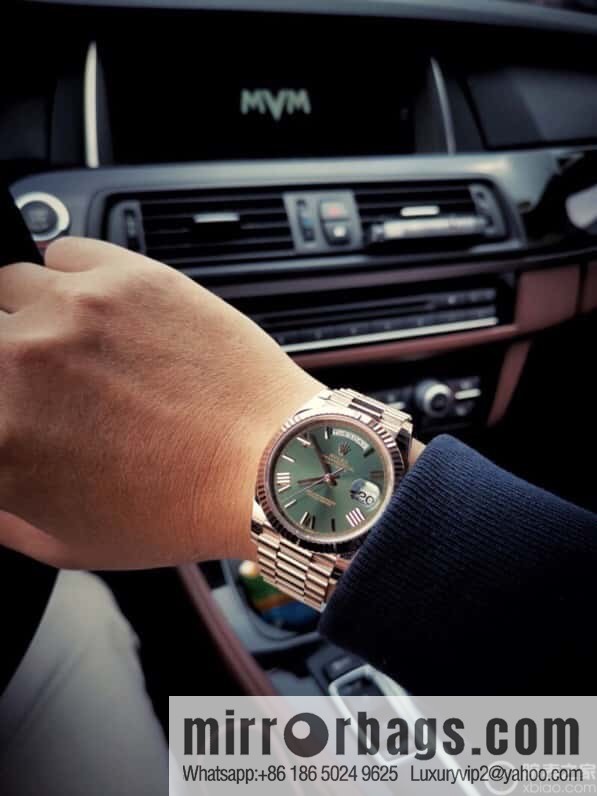 Rolex log type, the whole body is wrapped in 18k gold, the watch diameter is 41mm, and the original Swiss eta-2836 movement watch is loaded.