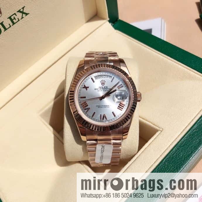 Rolex log type, the whole body is wrapped in 18k gold, the watch diameter is 41mm, and the original Swiss eta-2836 movement watch is loaded.
