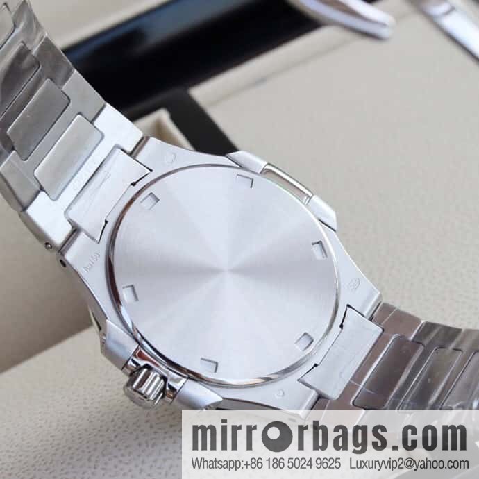 PP Nautilus 7010 series, the most beautiful Nautilus real diamond 32mm ultra-thin quartz women's watch