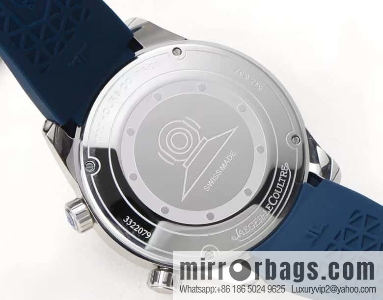 Produced by BLS, the calendar-type thin and stable 9015 movement of the Jaeger-LeCoultre Beichen series was changed to the JCL.899A/1 movement watch