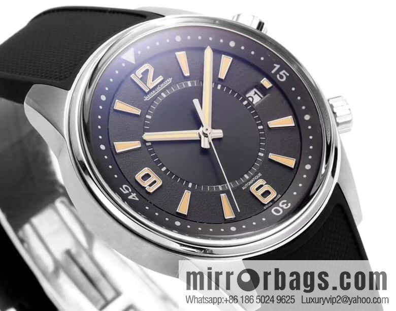 Produced by BLS, the calendar-type thin and stable 9015 movement of the Jaeger-LeCoultre Beichen series was changed to the JCL.899A/1 movement watch