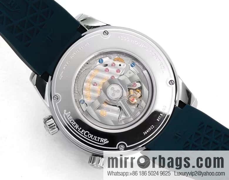 Produced by BLS, the calendar-type thin and stable 9015 movement of the Jaeger-LeCoultre Beichen series was changed to the JCL.899A/1 movement watch