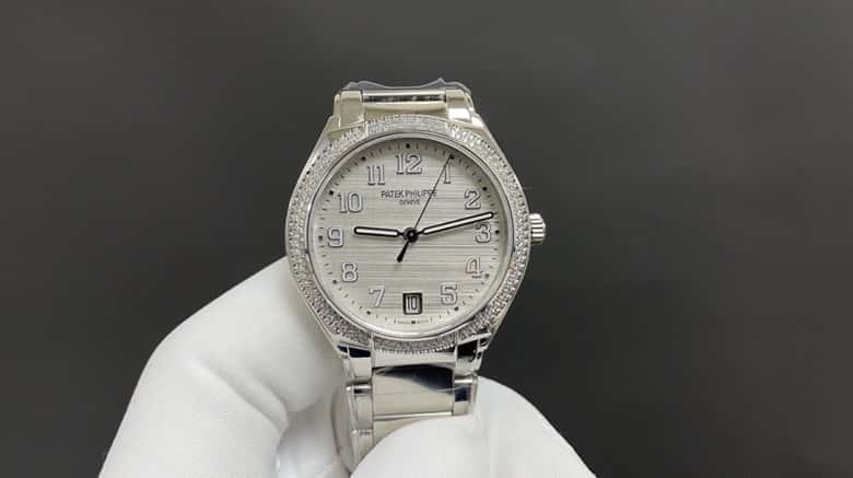 Patek Philippe TWENTY~ 4 Series 7300 Watch 324SC Self-winding Movement