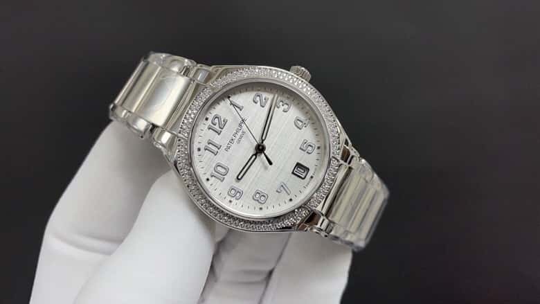 Patek Philippe TWENTY~ 4 Series 7300 Watch 324SC Self-winding Movement