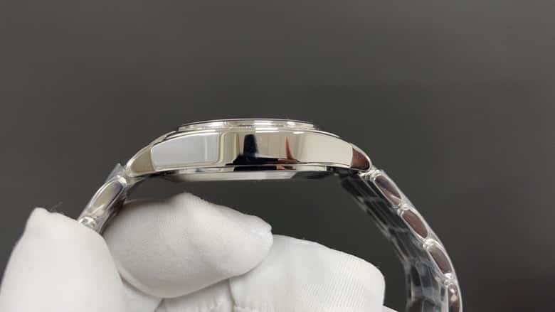 Patek Philippe TWENTY~ 4 Series 7300 Watch 324SC Self-winding Movement