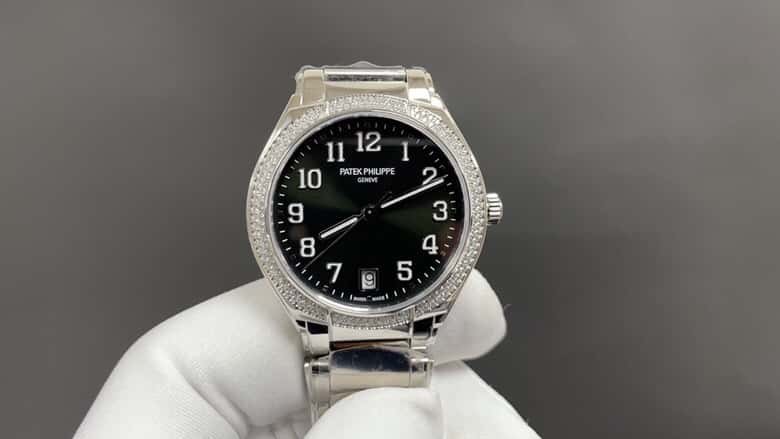 Patek Philippe TWENTY~ 4 Series 7300 Watch 324SC Self-winding Movement