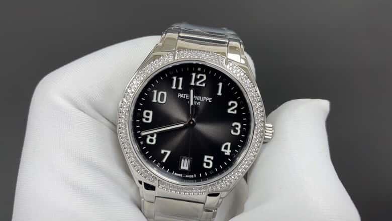 Patek Philippe TWENTY~ 4 Series 7300 Watch 324SC Self-winding Movement