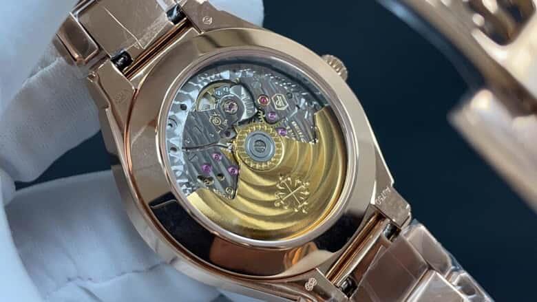 Patek Philippe TWENTY~ 4 Series 7300 Watch 324SC Self-winding Movement