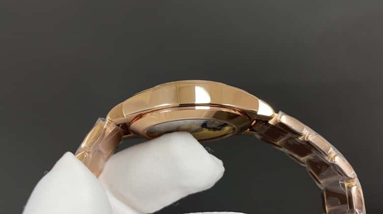Patek Philippe TWENTY~ 4 Series 7300 Watch 324SC Self-winding Movement