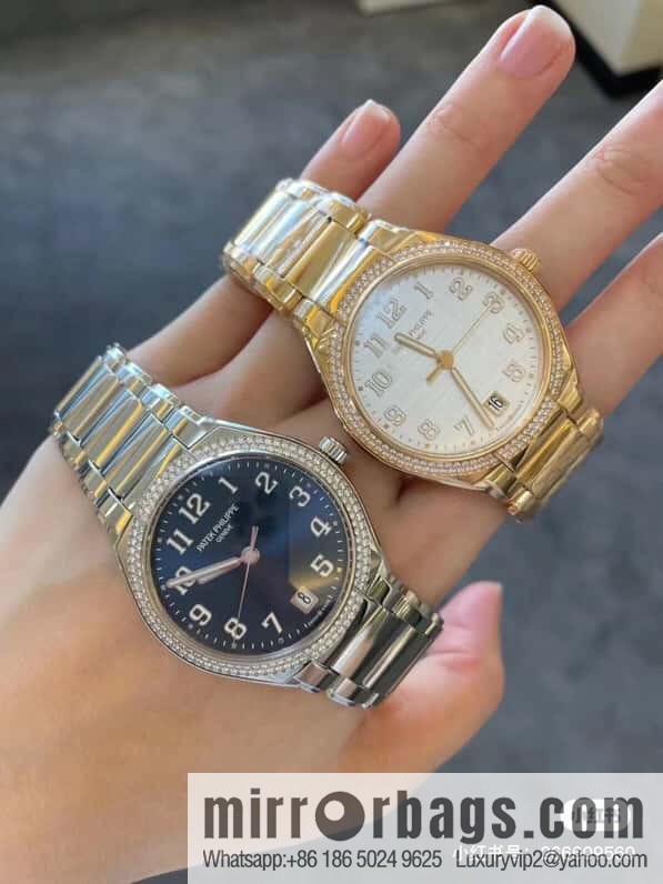 Patek Philippe TWENTY~ 4 Series 7300 Watch 324SC Self-winding Movement