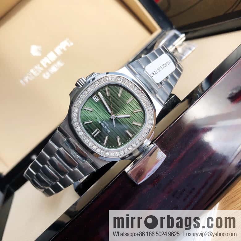 Patek Philippe 5711 Nautilus Cal.324 movement watch