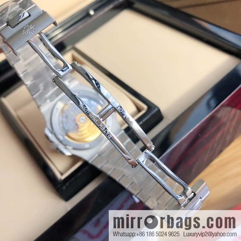Patek Philippe 5711 Nautilus Cal.324 movement watch