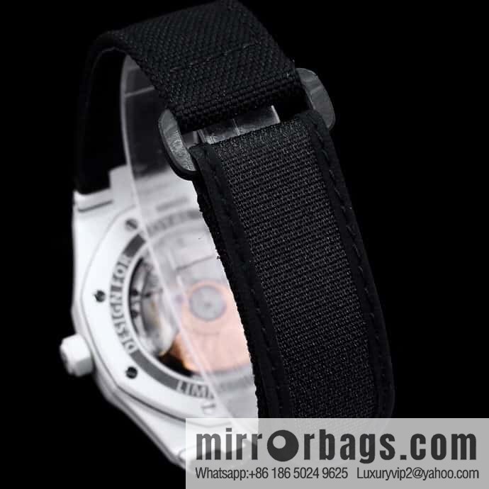Audemars Piguet AP Royal Oak Audemars Piguet Cal.3120 * movement watch