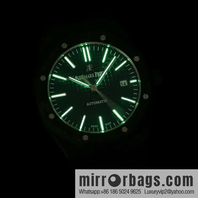 Audemars Piguet AP Royal Oak Audemars Piguet Cal.3120 * movement watch