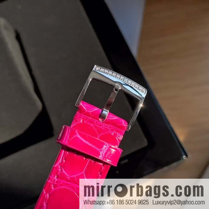 Piaget quartz women's original Swiss movement model GOA39191