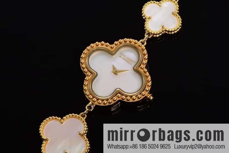 Van Cleef & Arpels -𝐕𝐚𝐧 𝐂𝐥𝐞𝐞𝐟 & 𝐀𝐫𝐩𝐞𝐥𝐬 Alhambra bracelet Swiss quartz watch