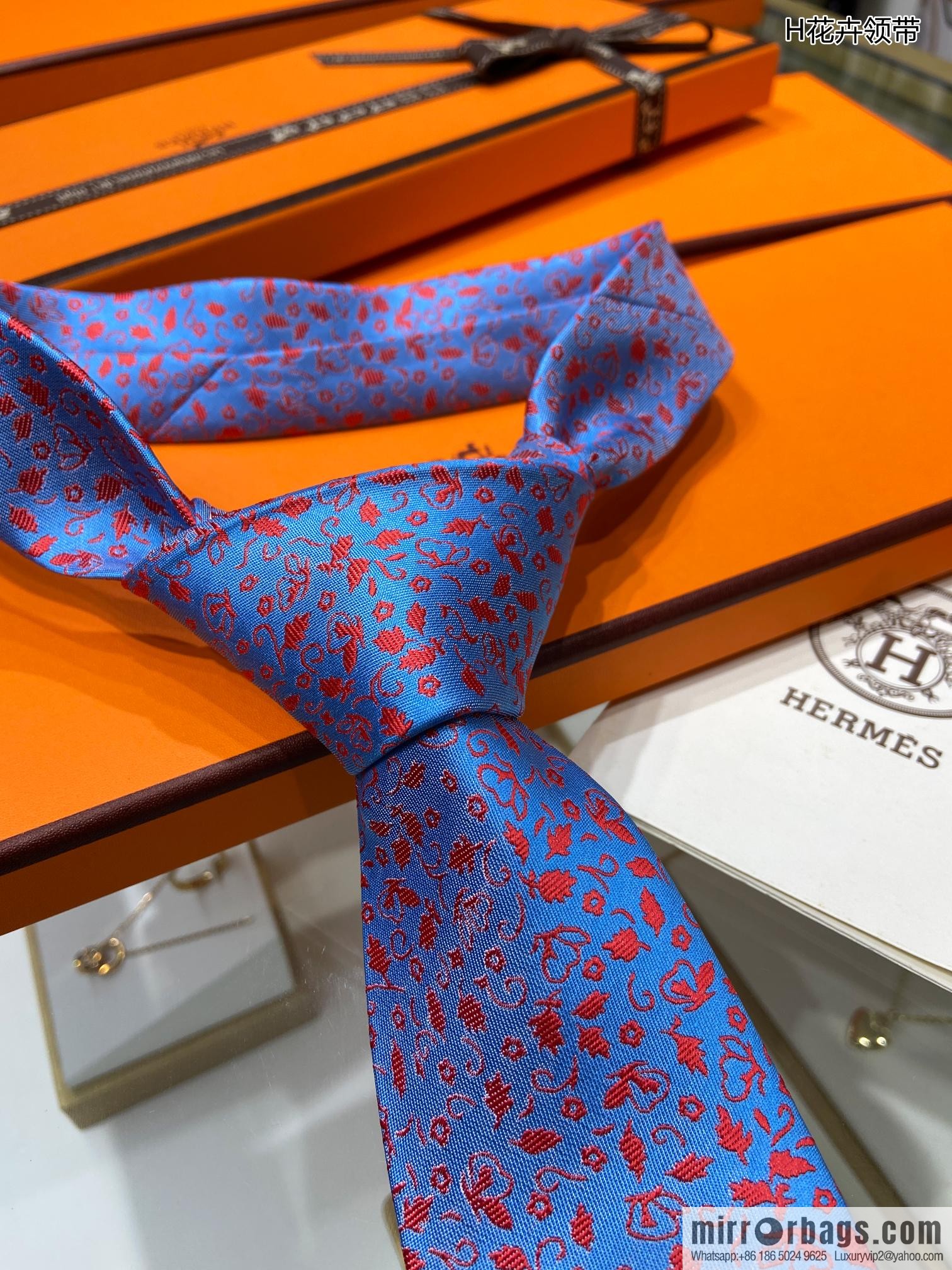 Hermes 100% Top Twill Silk Floral Tie