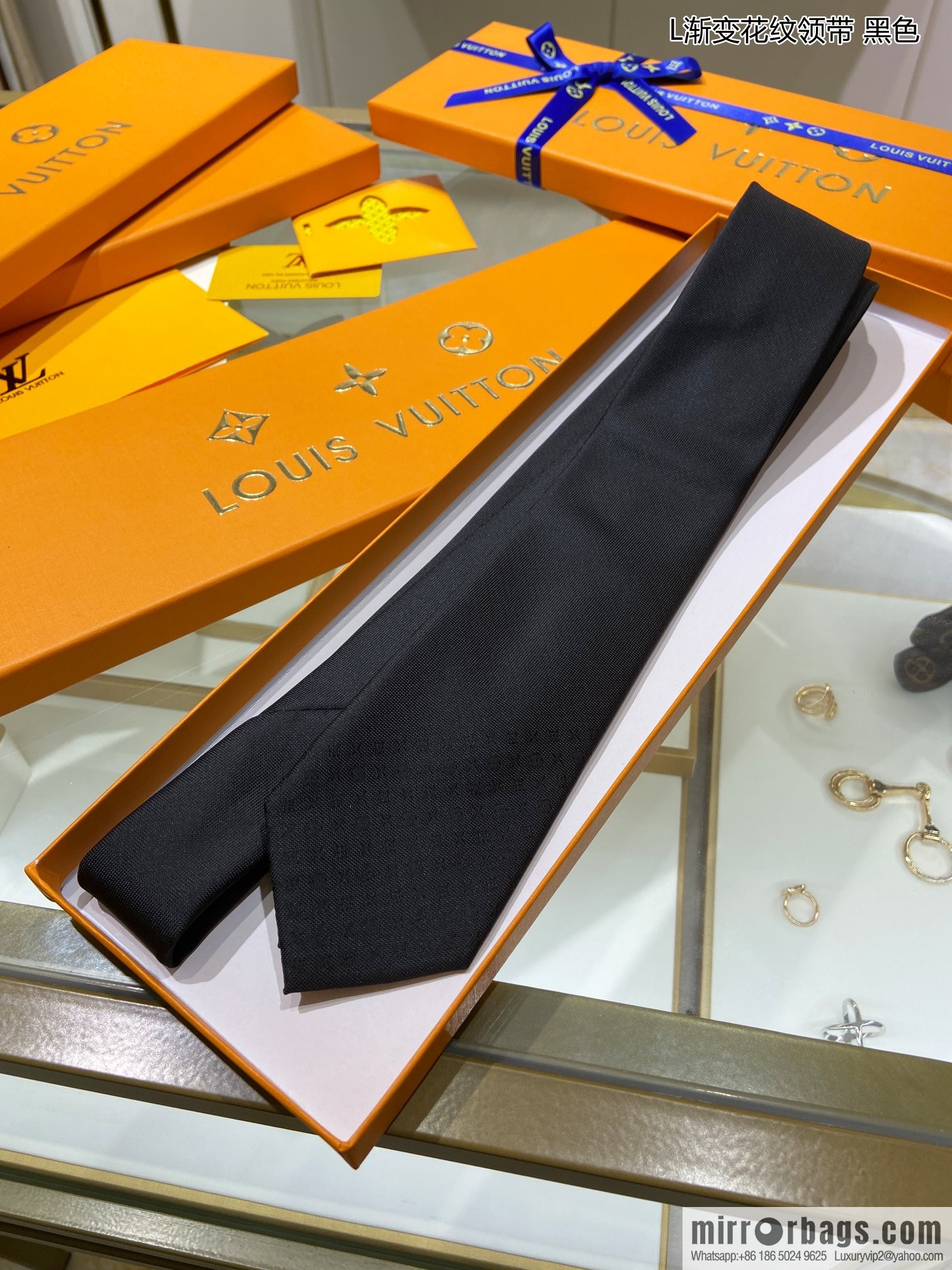 LV Louis Vuitton 100% top jacquard silk gradual change pattern tie