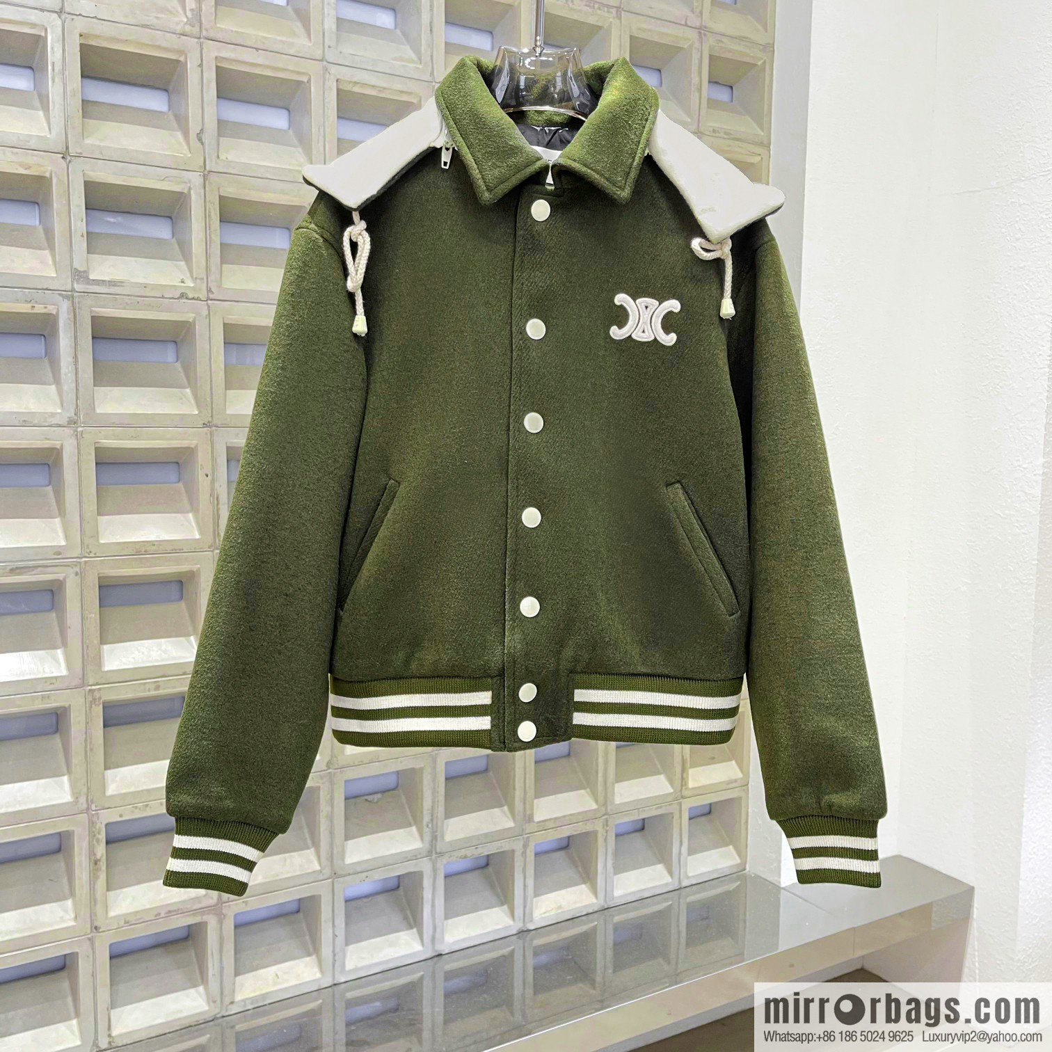 2022 𝐂𝐞𝐥𝐢𝐧* ◄ 2022 SS Autumn and Winter New Product - Arc de Triomphe Cloth Embroidered Jacket