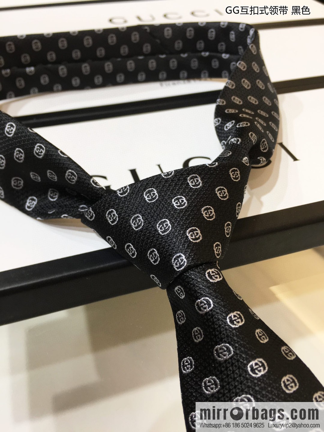 GUCCI Gucci 100% Top Jacquard Silk GG Interlock Tie