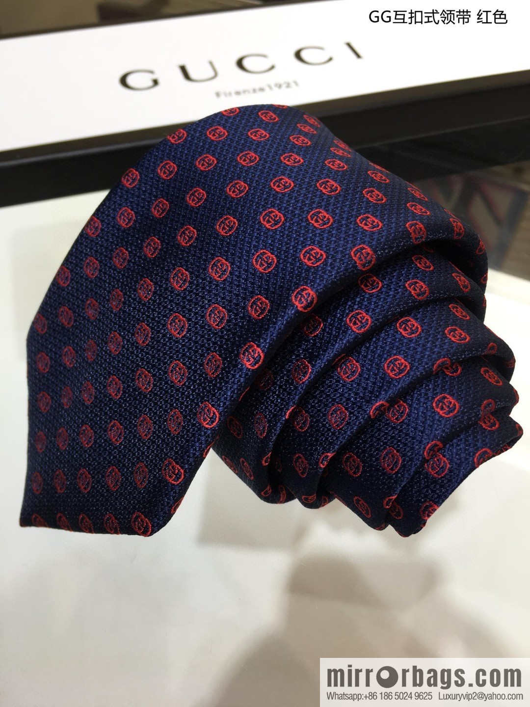 GUCCI Gucci 100% Top Jacquard Silk GG Interlock Tie