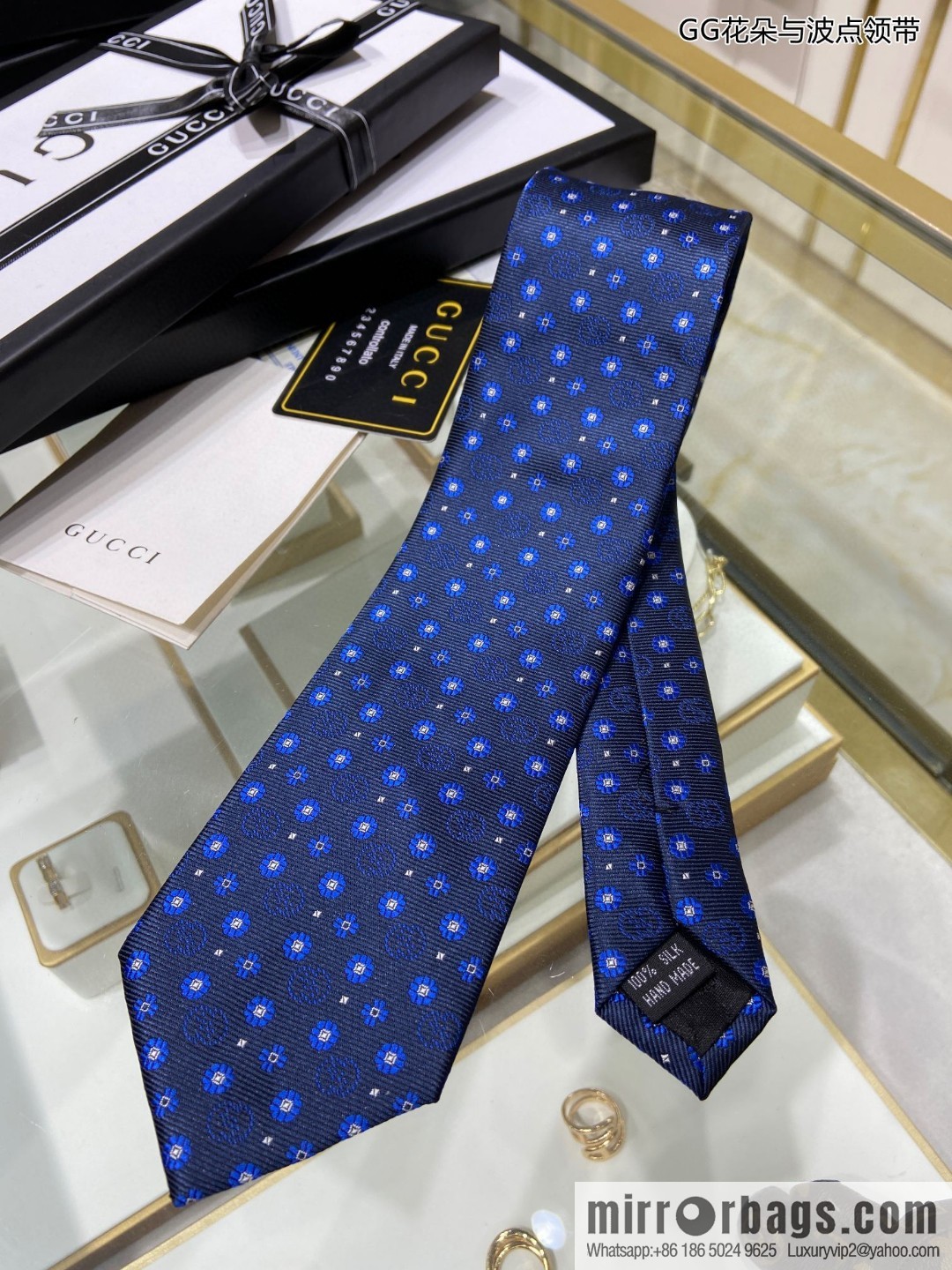 GUCCI Gucci 100% Top Jacquard Silk GG Flowers with Polka Dot Tie