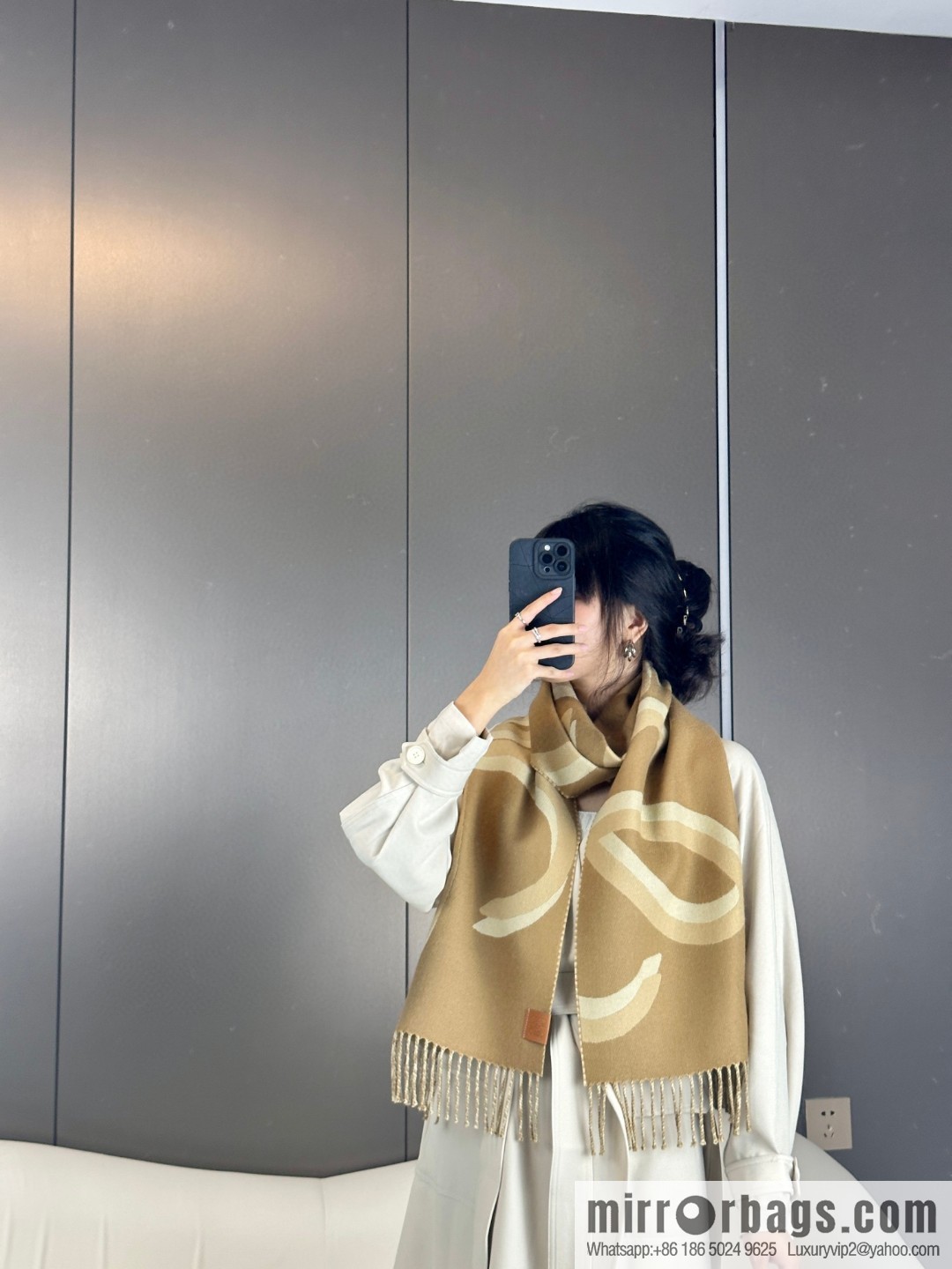 LOEWE cashmere fabric double-sided scarf