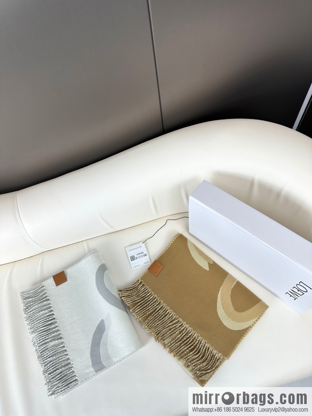 LOEWE cashmere fabric double-sided scarf
