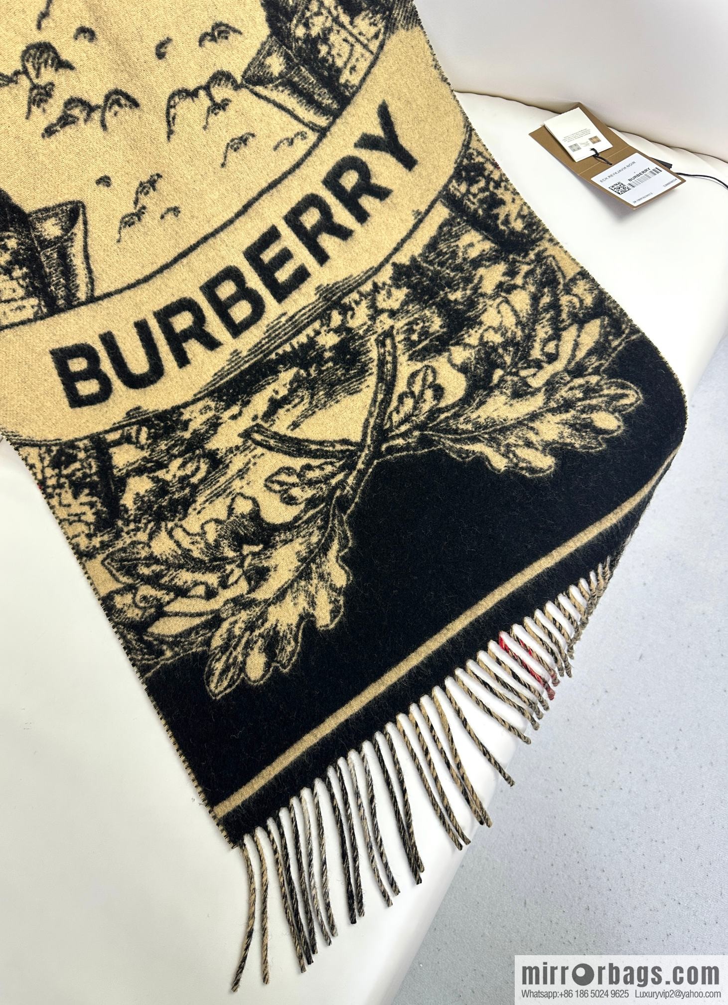Burberry Burberry Bur Warhorse Knight Double Sided Shawl