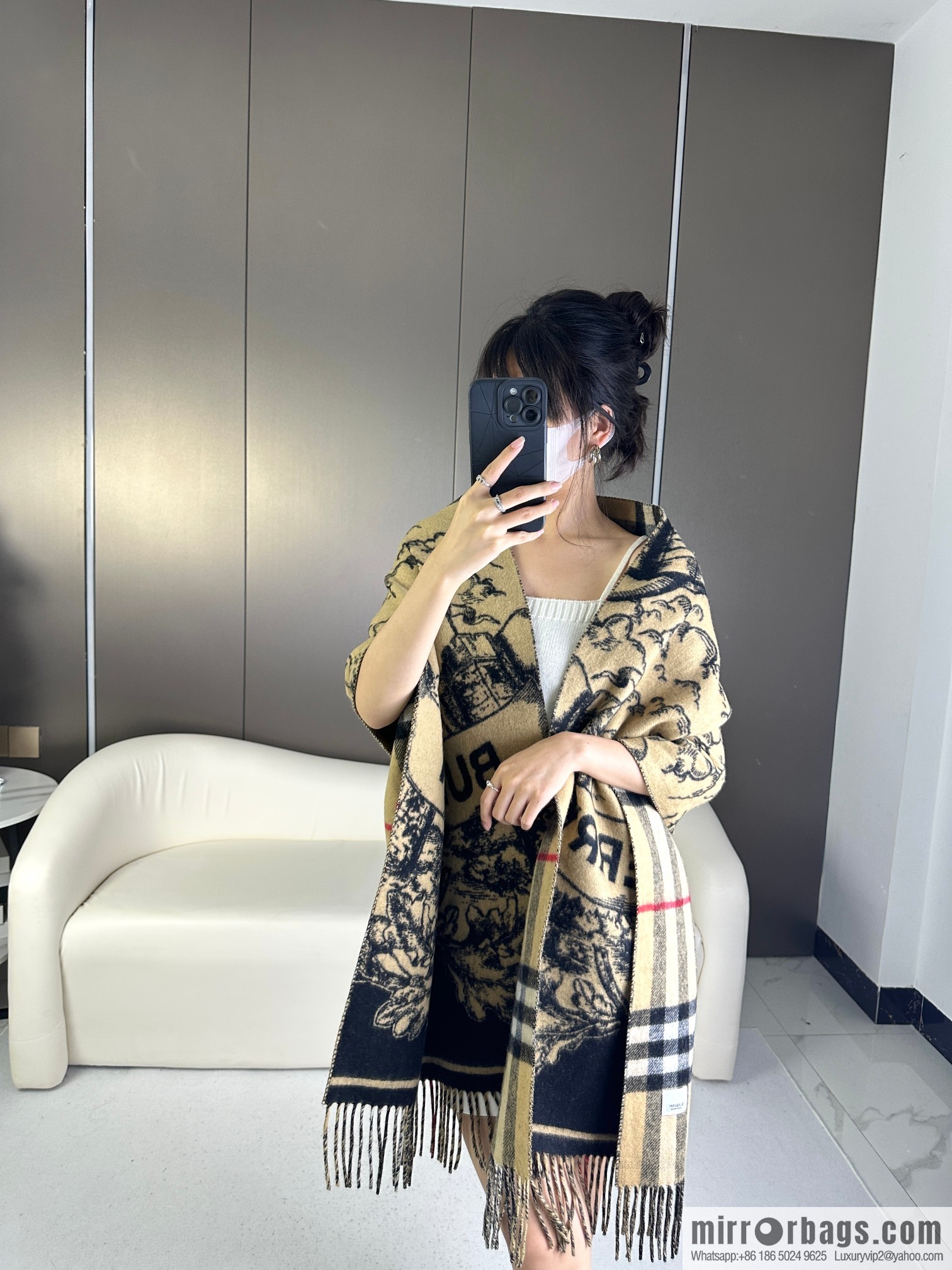 Burberry Burberry Bur Warhorse Knight Double Sided Shawl