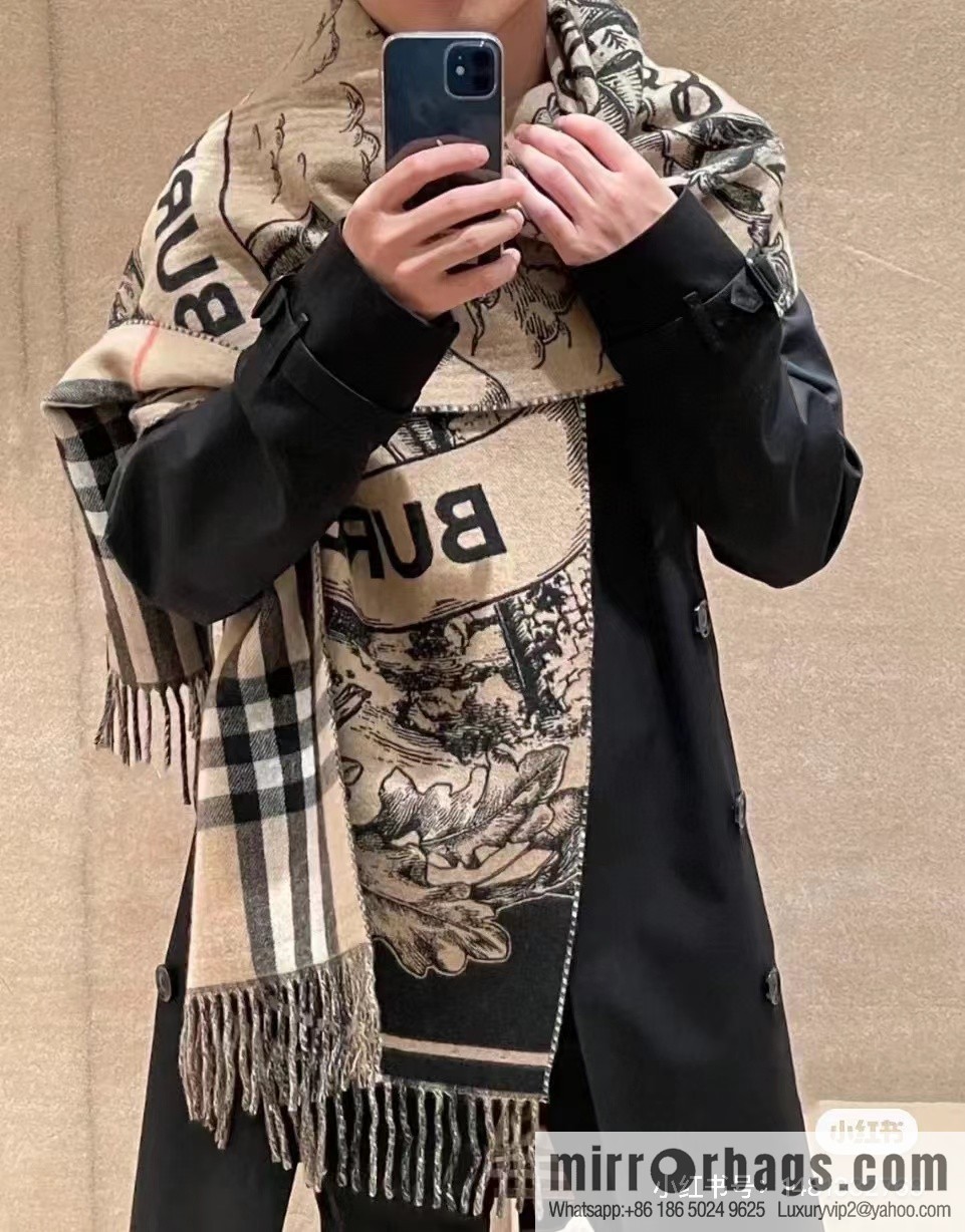 Burberry Burberry Bur Warhorse Knight Double Sided Shawl