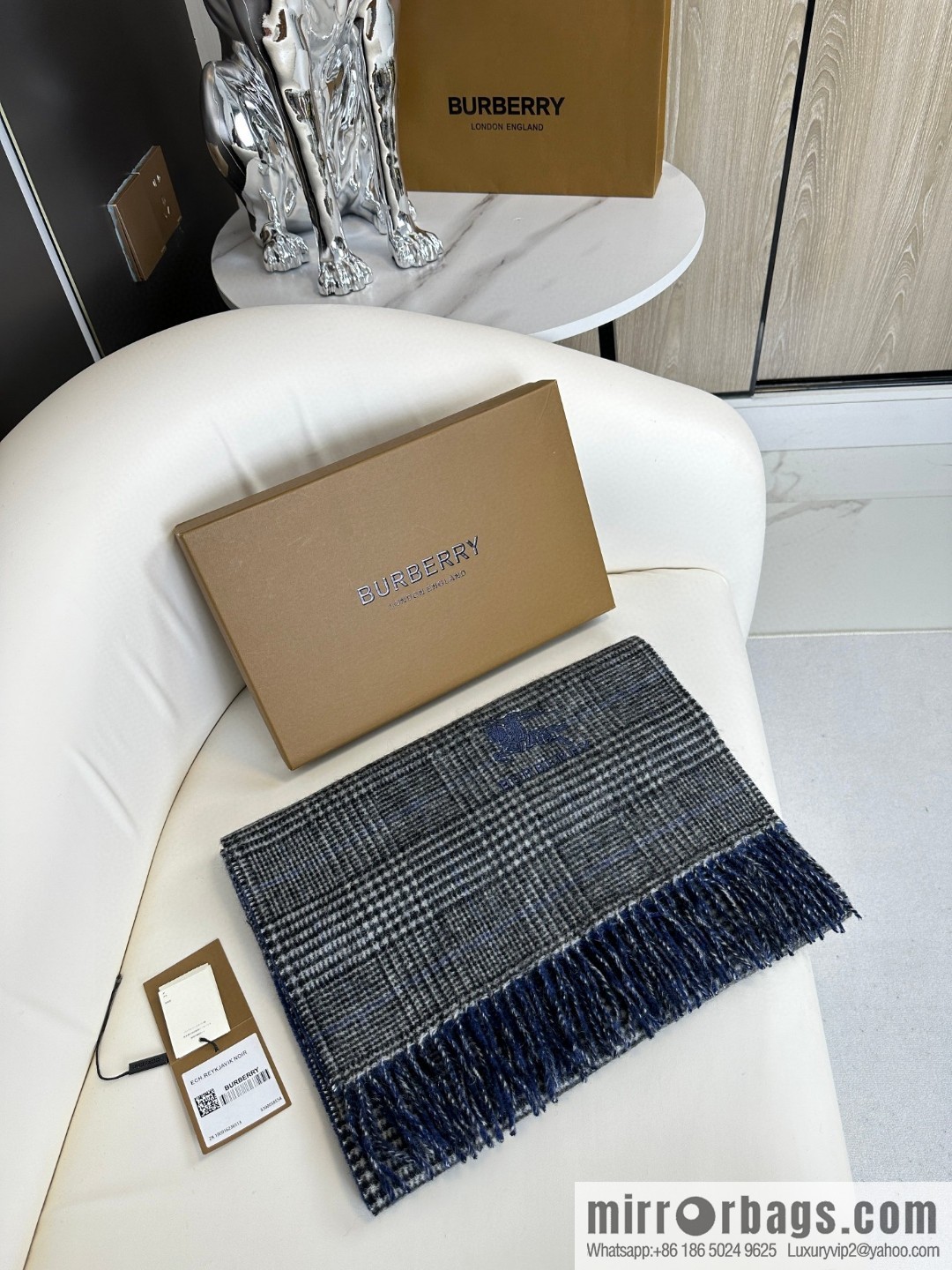 Burberry 23 autumn and winter new products, classic embroidered double-sided yarn-dyed checked scarf