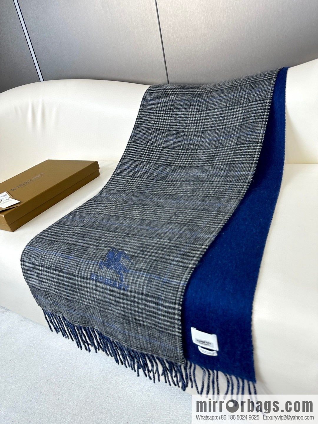 Burberry 23 autumn and winter new products, classic embroidered double-sided yarn-dyed checked scarf