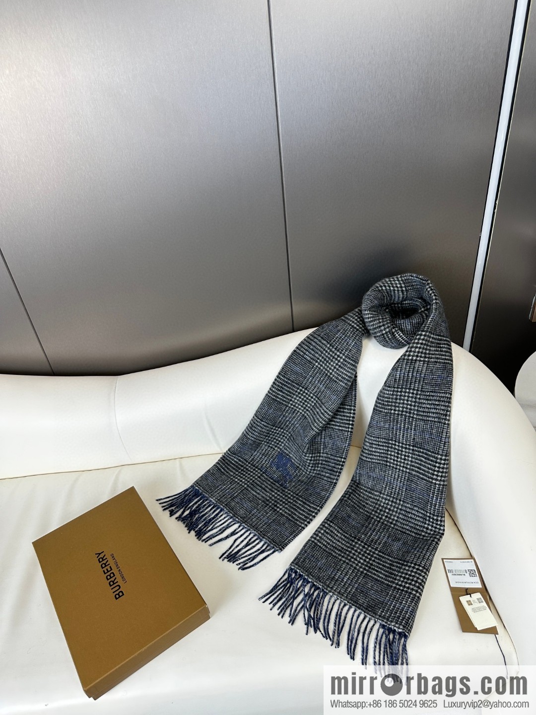 Burberry 23 autumn and winter new products, classic embroidered double-sided yarn-dyed checked scarf