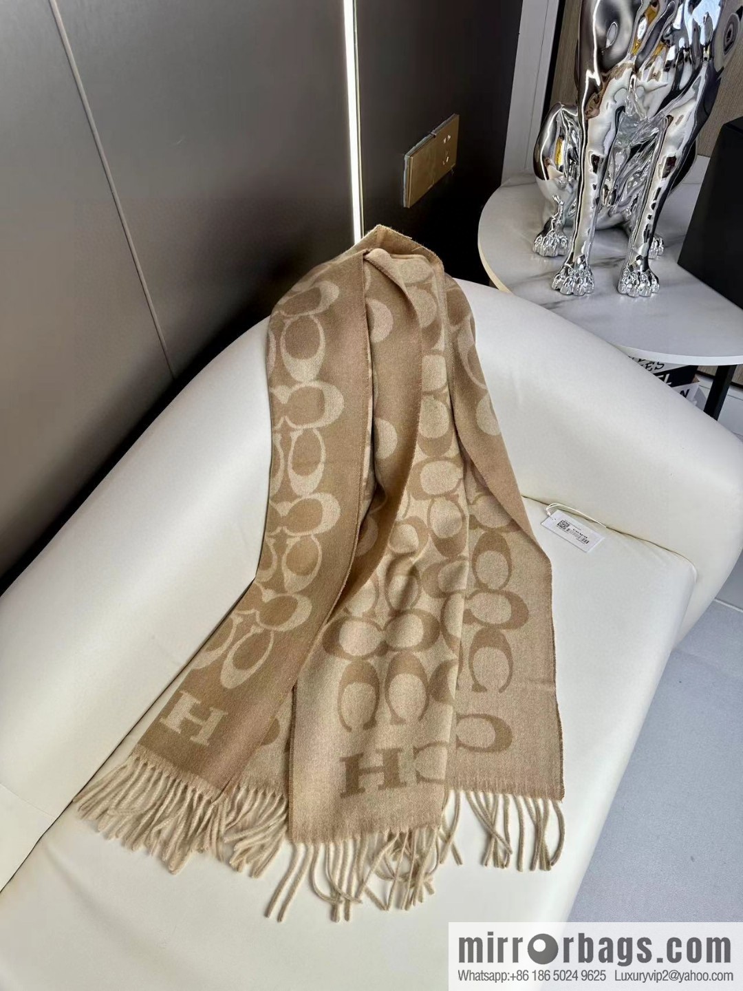 COACH Coach 2023 New Wool Shawl