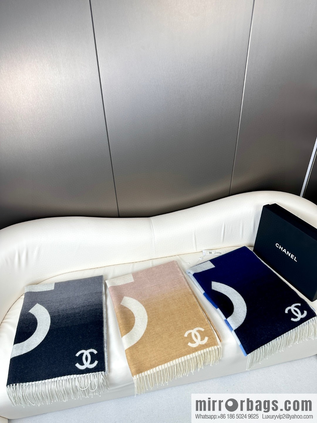 CHANEL gradual change double-sided scarf shawl