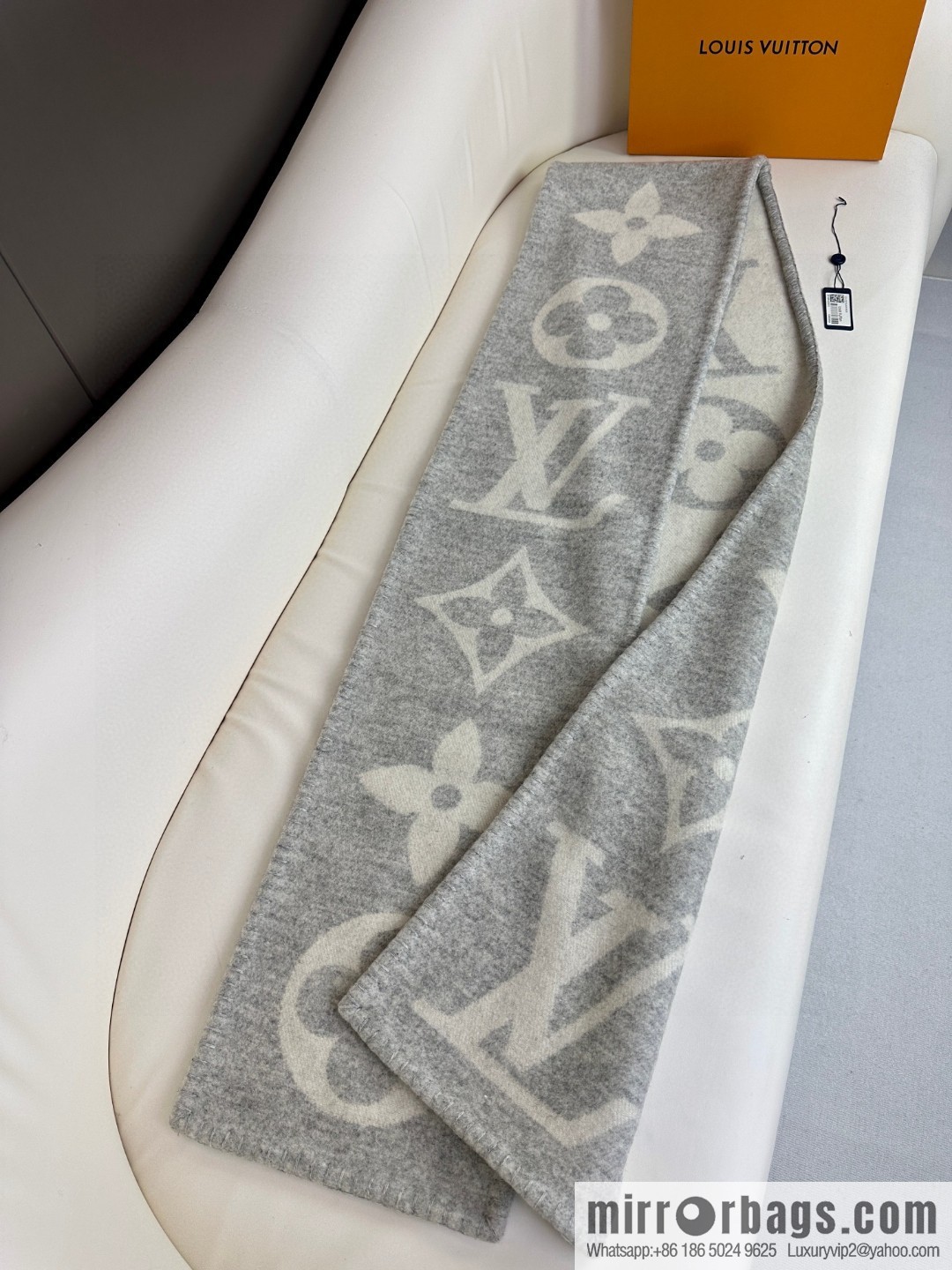 LV wool knitted jacquard, classic pattern, cashmere scarf