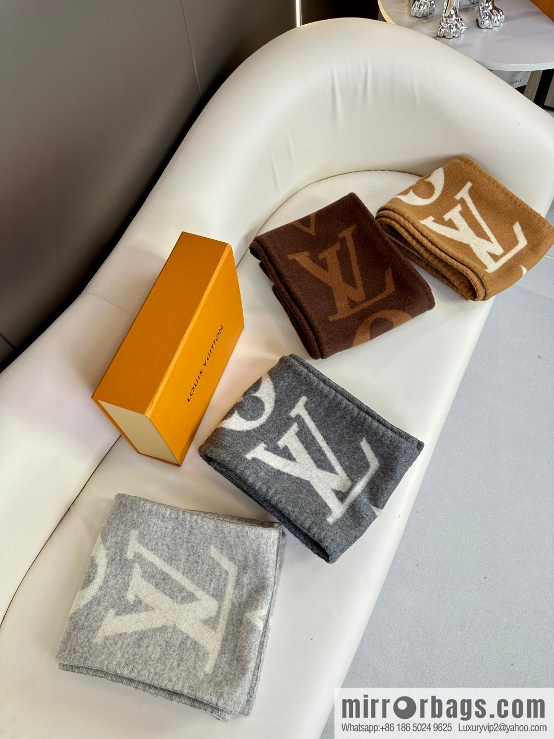LV wool knitted jacquard, classic pattern, cashmere scarf