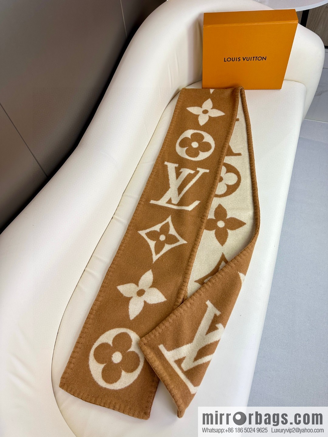 LV wool knitted jacquard, classic pattern, cashmere scarf