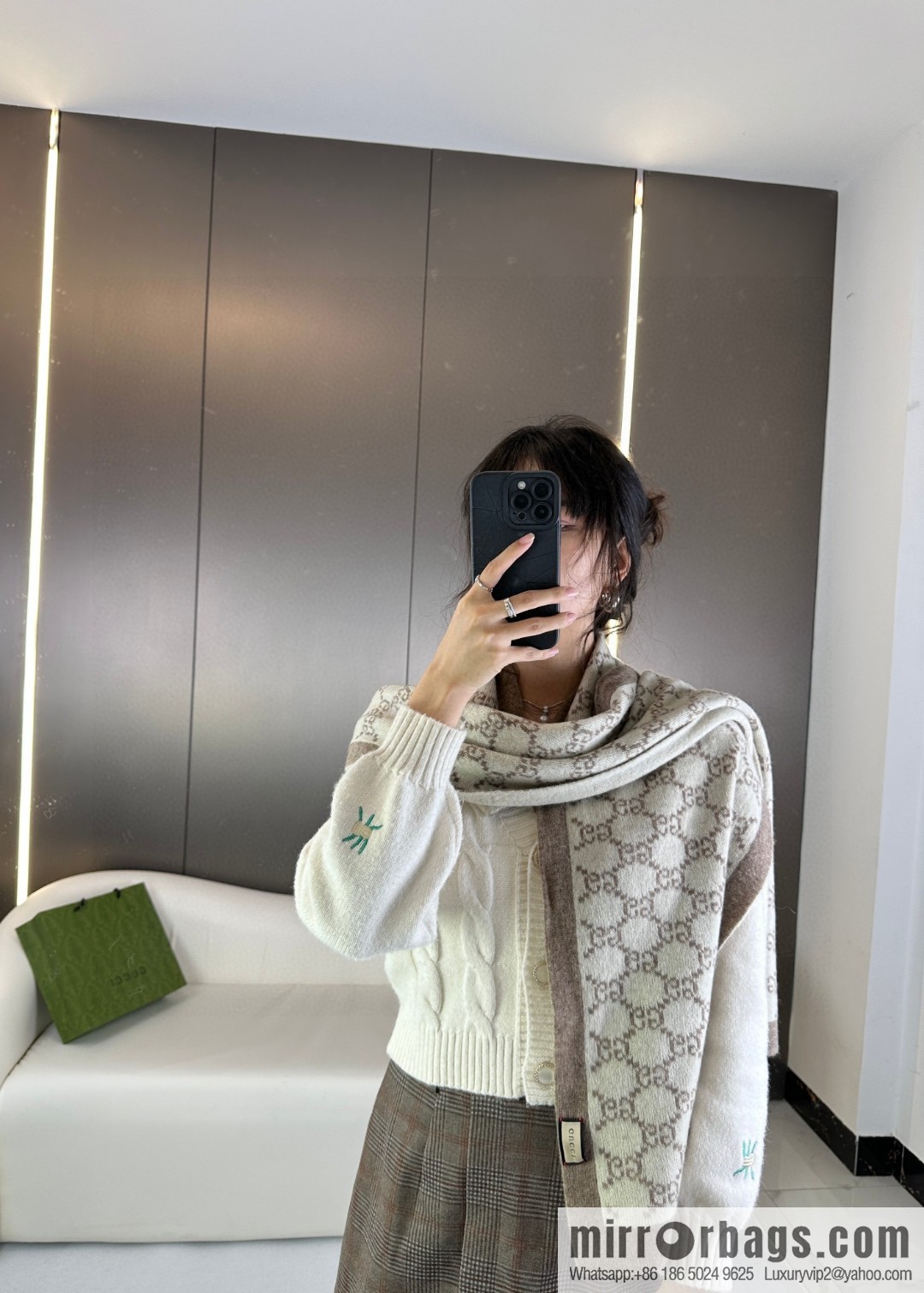 GUCCI 2023 new men's and women's same knitted scarf