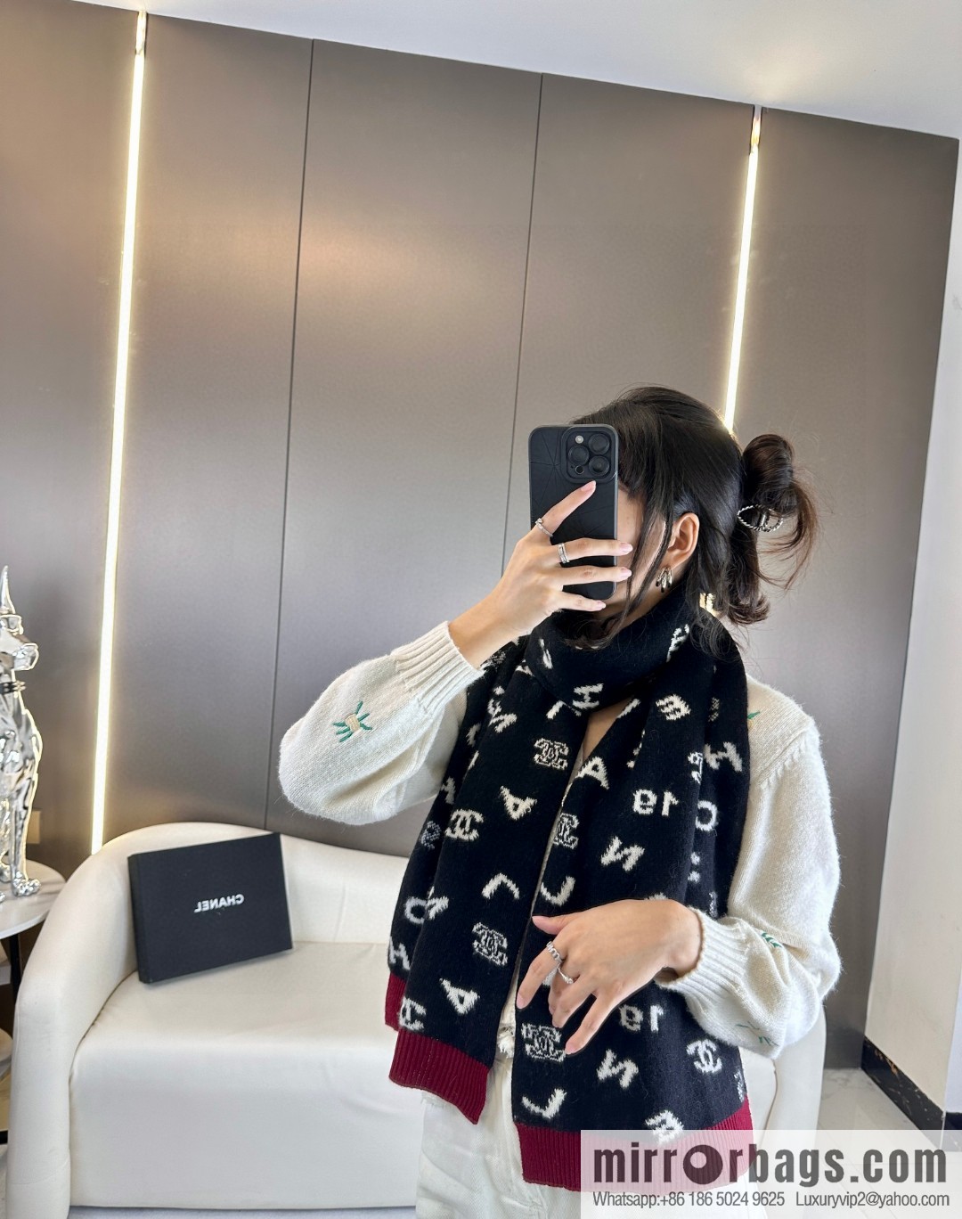 CHANEL counter cashmere scarf