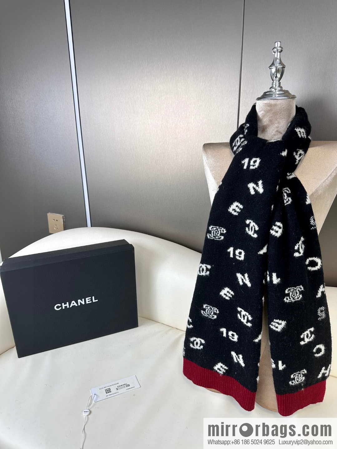 CHANEL counter cashmere scarf