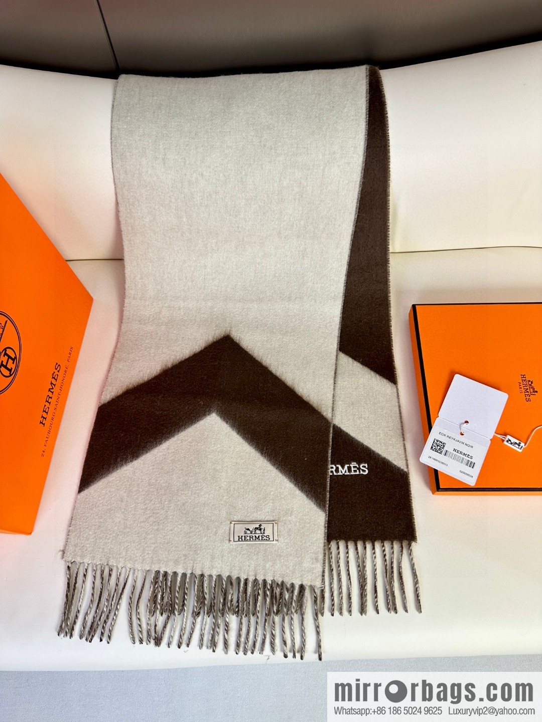 Hermès double-sided jacquard thickened fringed scarf